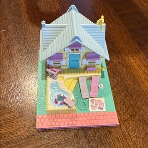 Vintage Polly Pocket 1993 - Summer House - House Only!